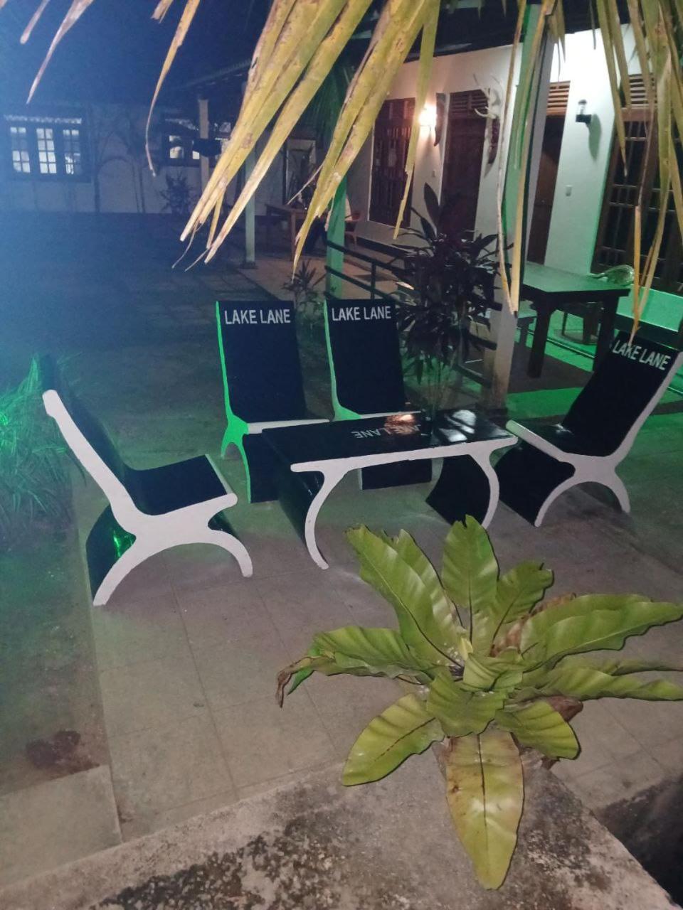 Lake Lane Guest Rest Koggala Bagian luar foto