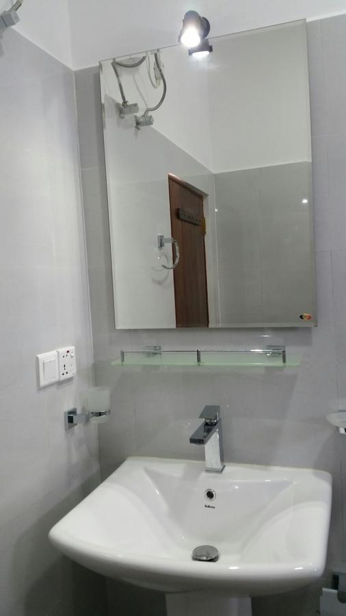 Lake Lane Guest Rest Koggala Bagian luar foto